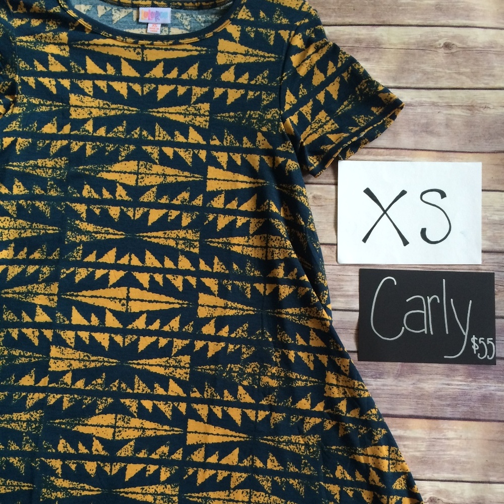 NWT LuLaRoe Carly Dress